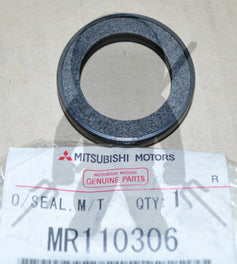 Mitsubishi 3000GT Stealth AWD Transaxle 25 Spline Output Shaft Seal - OEM