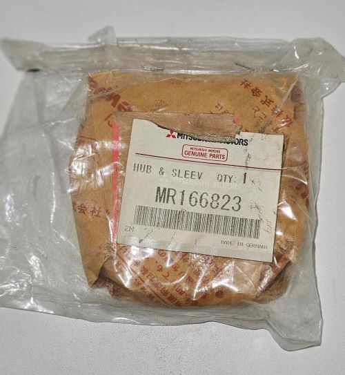 Mitsubishi OEM DISCONTINUED 3000GT/Stealth AWD 5 Spd 5th/Rev Hub and Sleeve